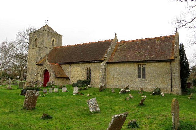 St Nicholas Church in Oddington © Steve Daniels cc-by-sa/2.0 ...