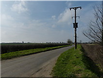 TF0510 : Lane heading towards Belmesthorpe by Mat Fascione