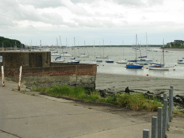Blockhouse and Moorings on the River Medway at Lower Upnor