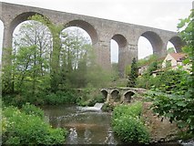 ST6163 : The railway viaduct at Pensford arches over the mill weir in the River Chew by Dr Duncan Pepper