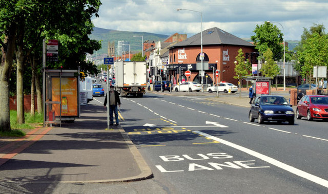 Holywood Arches bus stop (EWAY), Belfast - May 2014(1)
