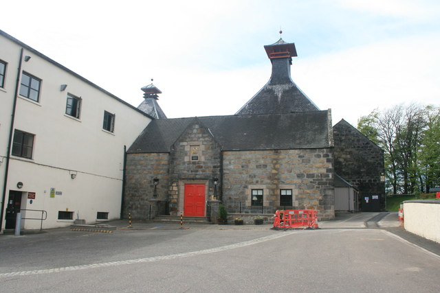 The Cardhu distillery