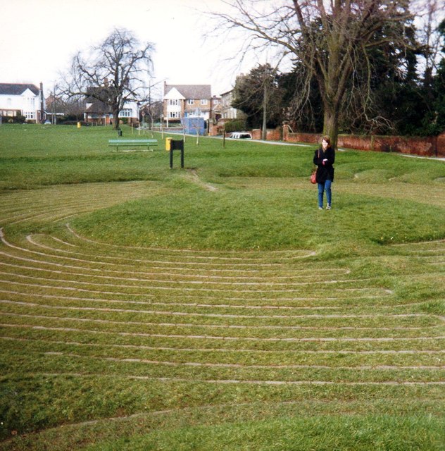 Saffron Walden Turf Maze in 1988