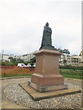 TQ8008 : Queen Victoria Statue, Warrior Square by Paul Gillett