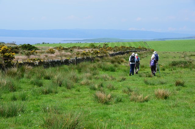 Crossing the Isle of Bute © Jim Barton cc-by-sa/2.0 :: Geograph Britain ...