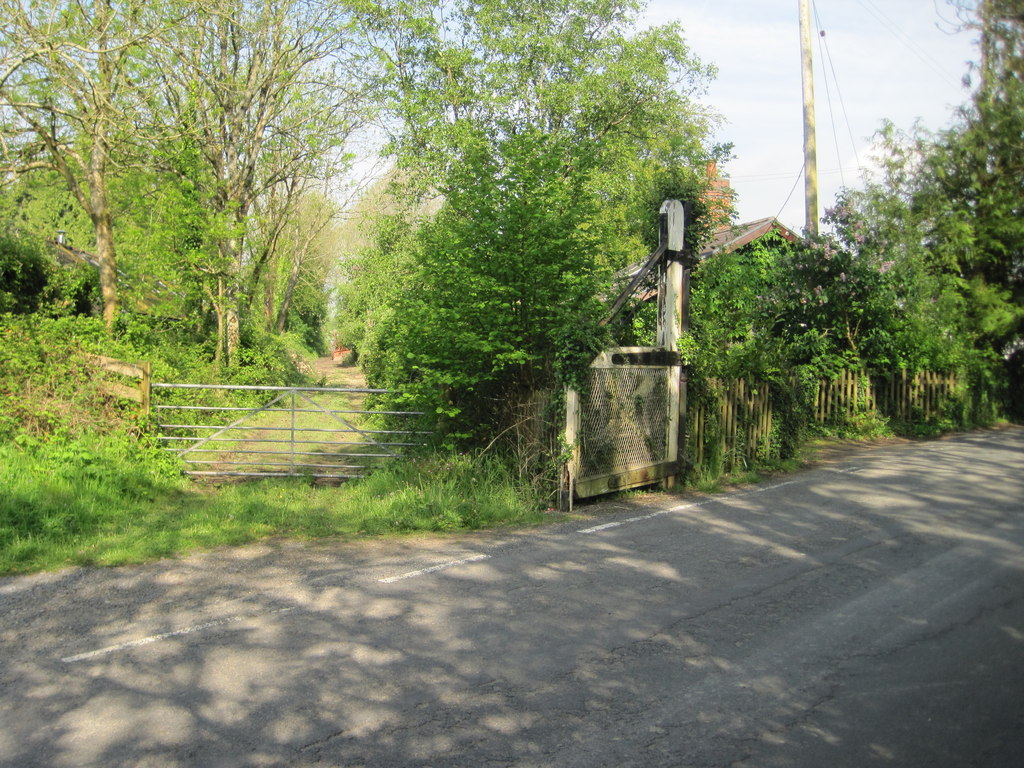 Dryslwyn railway station (site),... © Nigel Thompson :: Geograph ...