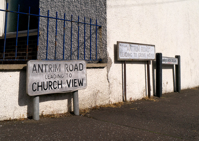 Street signs, Ballynahinch