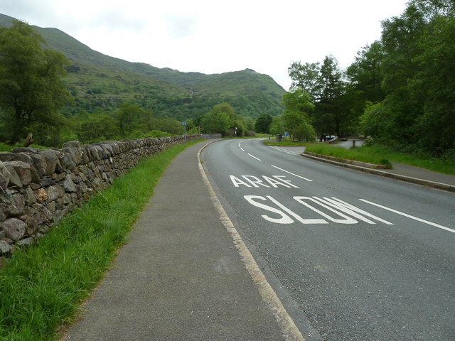 A498 about to cross Afon Glaslyn
