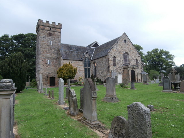 Cramond Kirk © John Lord cc-by-sa/2.0 :: Geograph Britain and Ireland