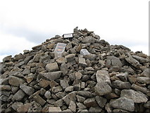 J3527 : Memorials on the Summit Cairn of Slieve Donard by Eric Jones