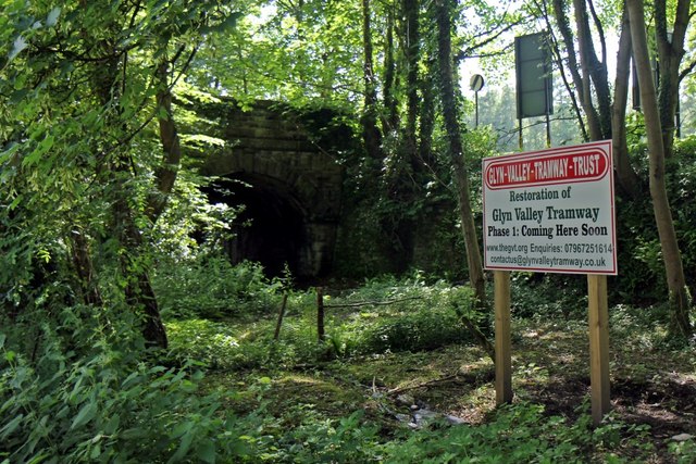 Glyn Valley Tramway notice, Chirk © El Pollock cc-by-sa/2.0 :: Geograph ...