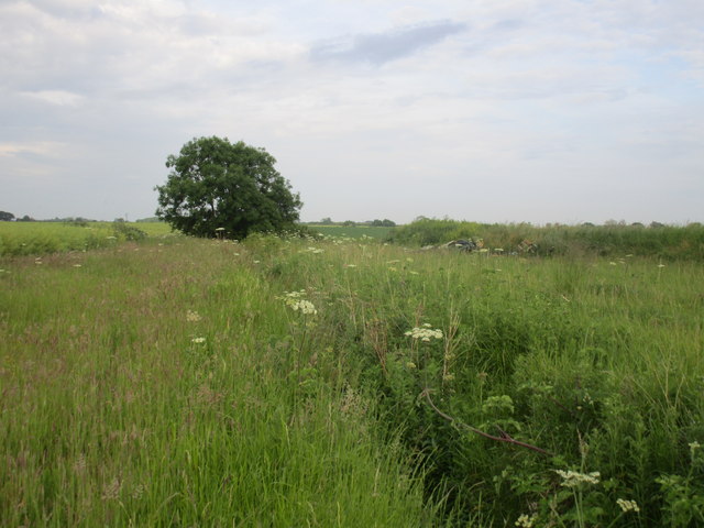 The northern edge of the former Blyton... © Jonathan Thacker cc-by-sa/2 ...