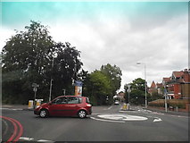 TQ2463 : Mini-roundabout on Cheam Road by David Howard