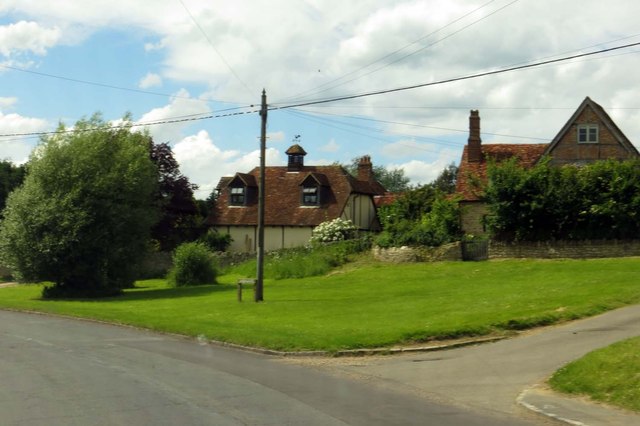 Green and houses in Lower End