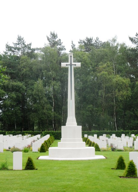 Commonwealth War Cemetery - Cannock Chase
