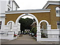 The Thames Path going into Wandsworth Park