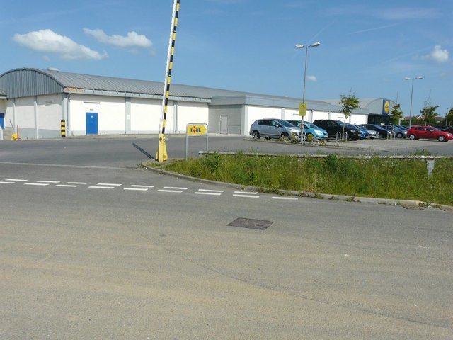 Completed extension to Lidl Food Store, Haven Drive