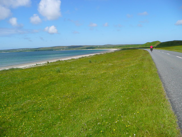 The A847, machair and Loch Indaal