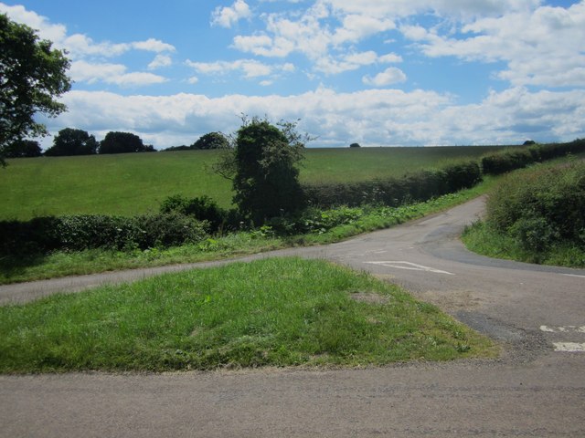 Grass triangle to the west of Lowick Mill