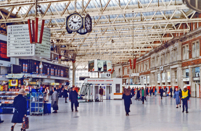 Waterloo Station concourse, 1997