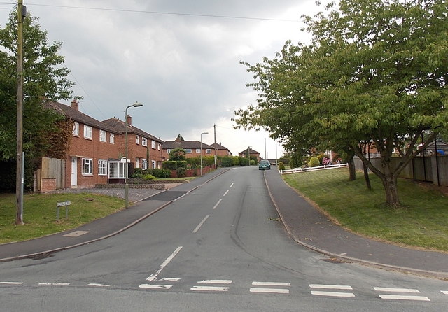 Racecourse Drive, Bridgnorth © Jaggery :: Geograph Britain And Ireland