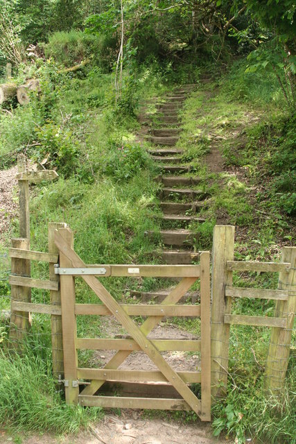 Chagford: path to Whiddon Park House