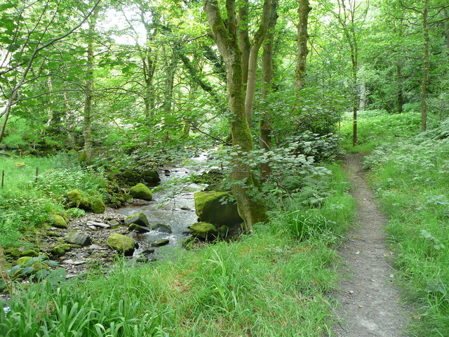 Permissive path alongside Cragg Brook © Humphrey Bolton cc-by-sa/2.0 ...