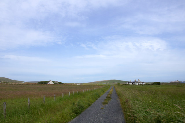 The road to Halligarth, Baltasound