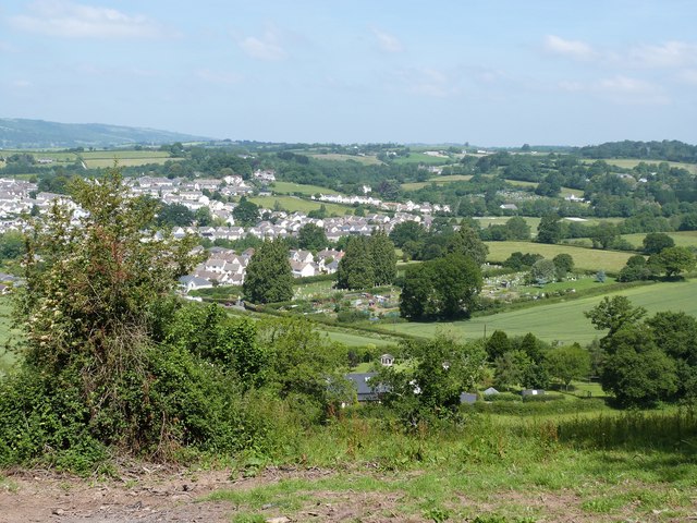 View from minor road to the South of Chudleigh (2)