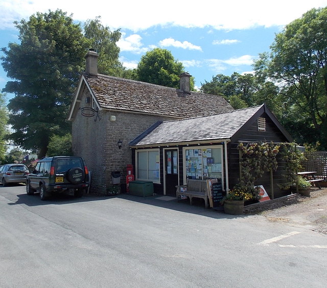 Miserden Stores and Post Office © Jaggery cc-by-sa/2.0 :: Geograph ...