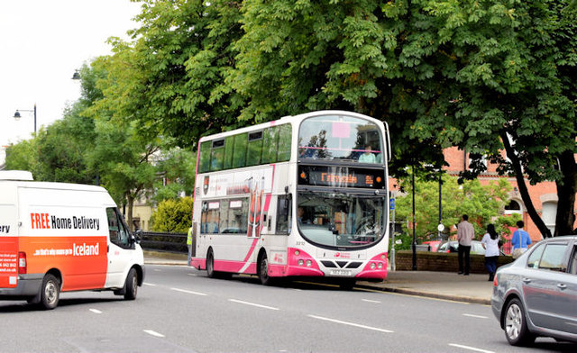 Bus, Queen's University, Belfast (July 2014)