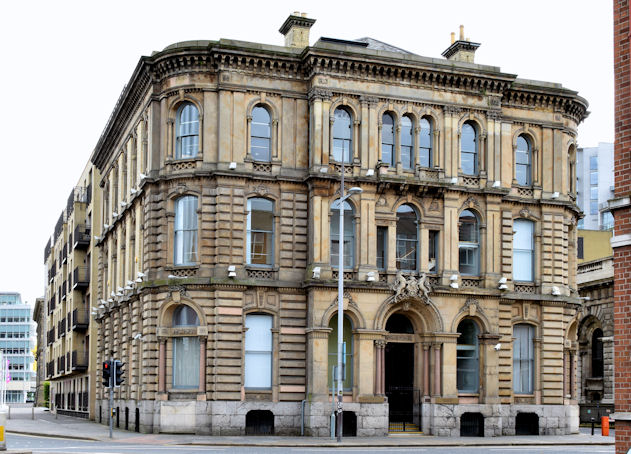 The Head Line Building, 10-14 Victoria Street, Belfast (July 2014)