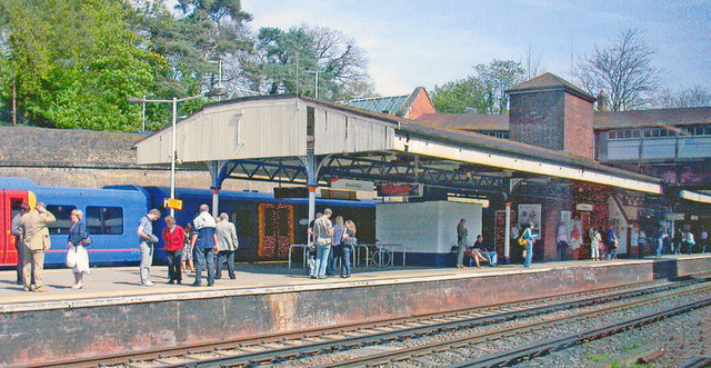 Weybridge Station