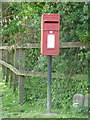Brockenhurst: postbox № SO42 160, Sway Road