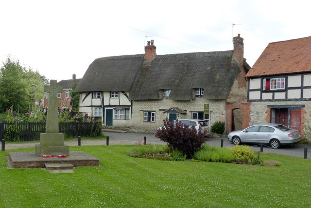 Houses on the green, Chalgrove