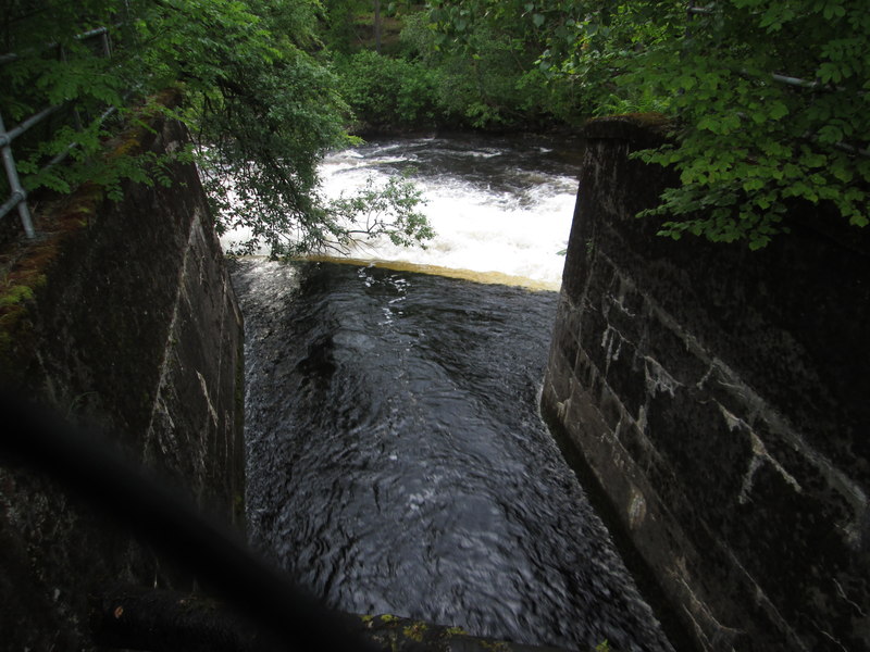 Rush of water at Kinlochleven © Peter S cc-by-sa/2.0 :: Geograph ...