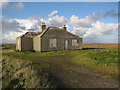 NF7846 : Boarded up house at Buaile Dhubh by Hugh Venables