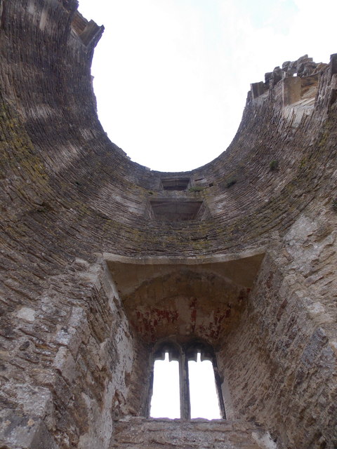 Farleigh Hungerford: looking up the Lady Tower