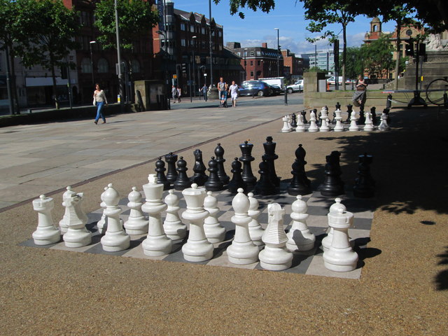 Outdoor Chess - The Headrow