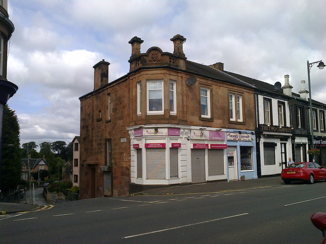 The corner of Gardenside Street and Main Street, Uddingston