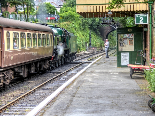 Platform 2, Alresford Station
