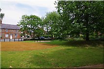 SU4896 : MG Garden (2), Ock Street, Abingdon, Oxon by P L Chadwick