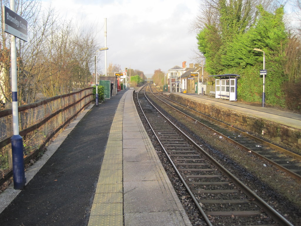 Bromley Cross railway station, Bolton © Nigel Thompson cc-by-sa/2.0 ...