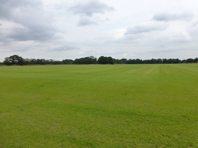 Closely mown grass near Oakfield Farm