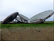 TF2582 : Former Radar Dishes At Former RAF Stenigot by Rude Health 