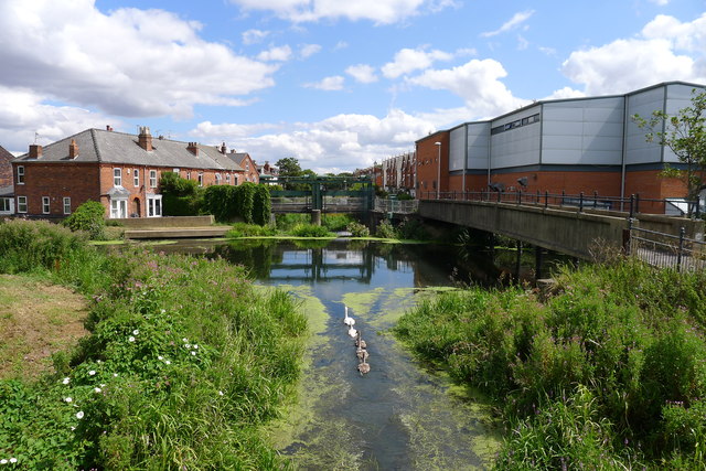 The River Witham at Bargate Sluice © Tim Heaton cc-by-sa/2.0 ...