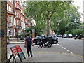 Approaching the junction  of Cheyne Gardens and Cheyne Walk