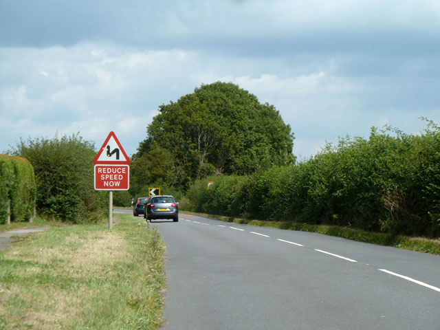 Bend ahead on A28