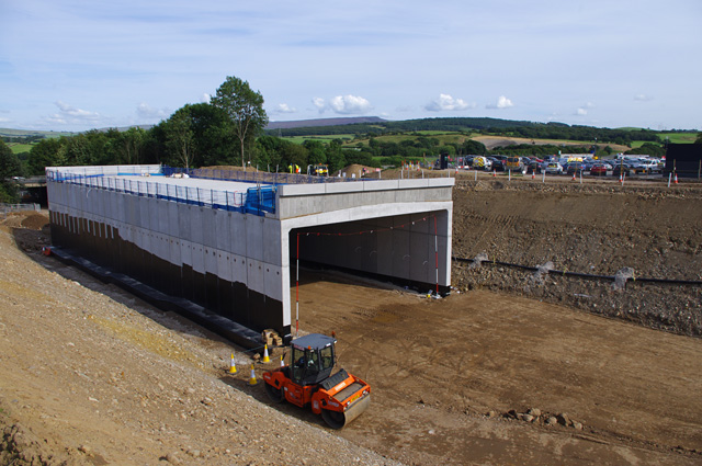 Shefferlands Bridge under construction © Ian Taylor cc-by-sa/2.0 ...