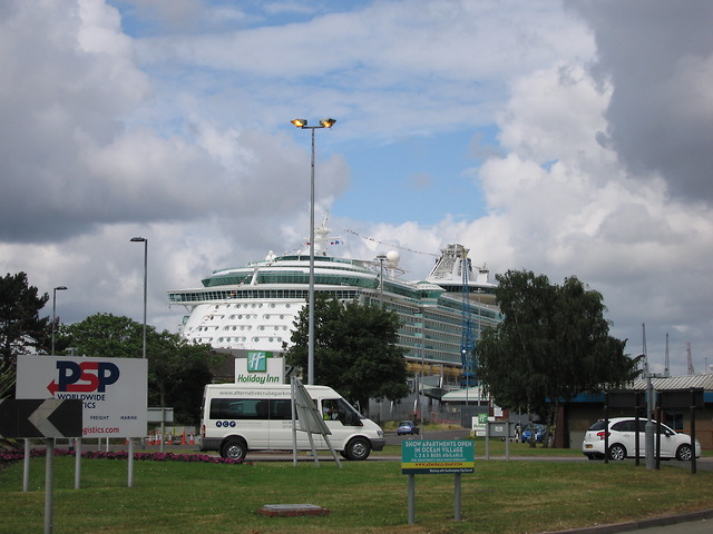 Mayflower Roundabout and cruise ship